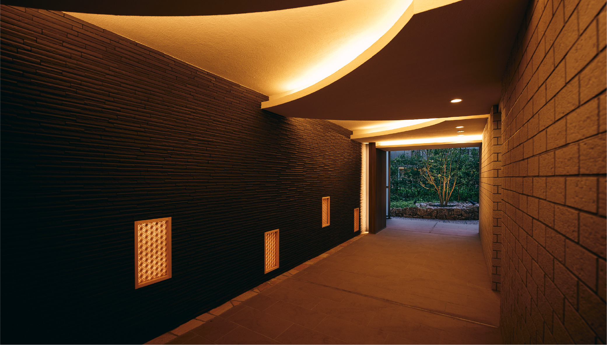 TSUBAKIの回廊（エントランスホール）