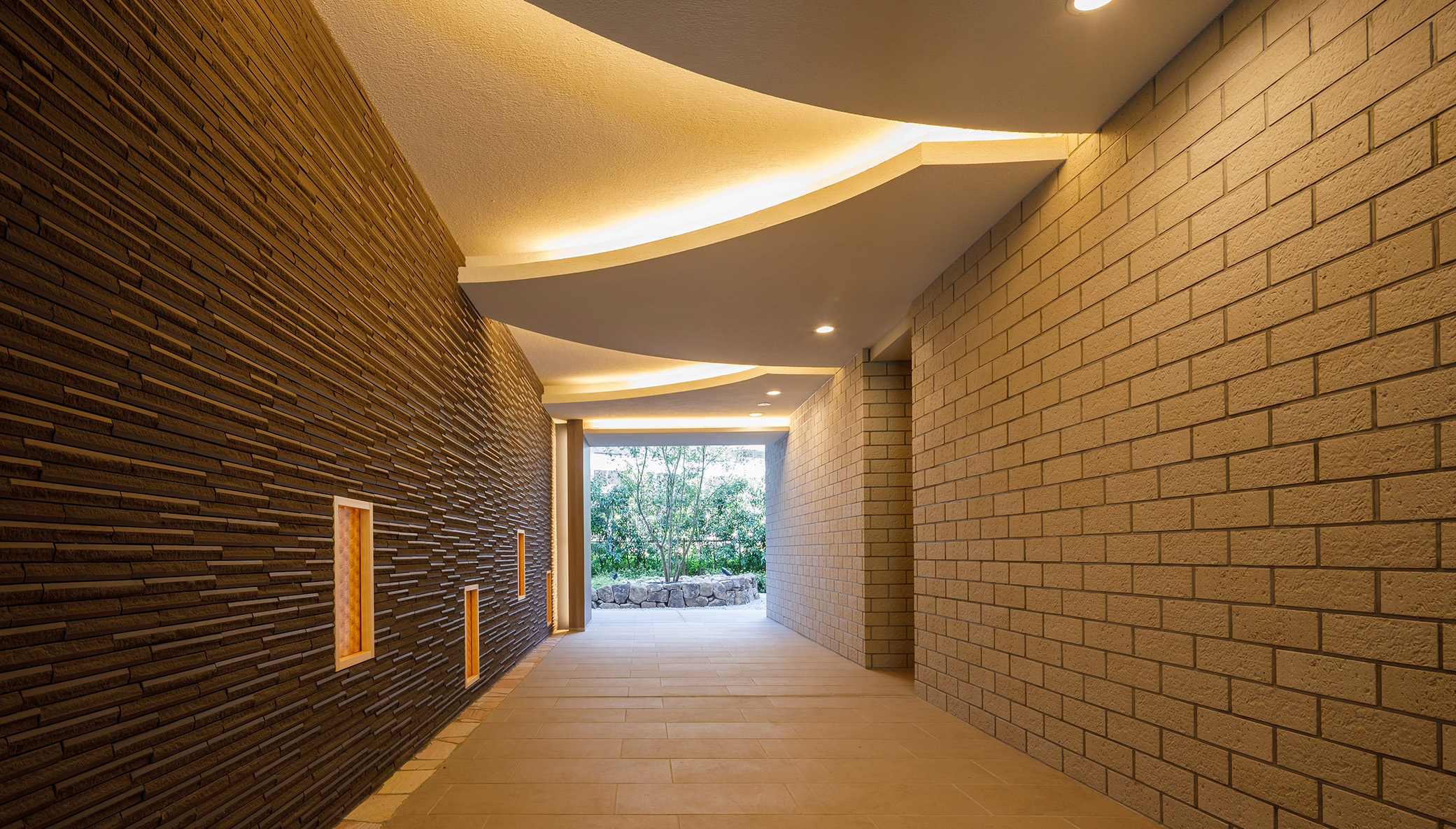 TSUBAKIの回廊（エントランスホール）