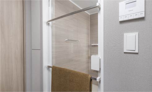 ドア外タオル掛け2本