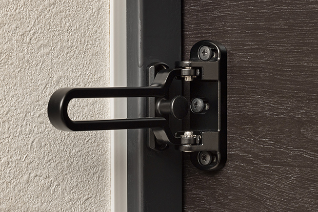 対震ドアガード