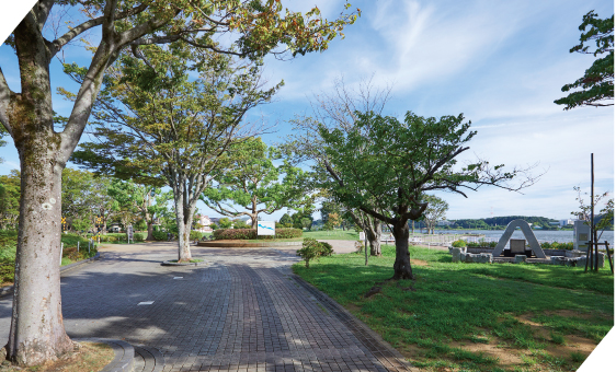 手賀沼公園車約8分〜12分（約2,5km）