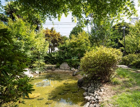 延寿東流庭園（徒歩1分・約30～70m）